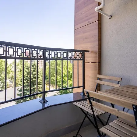 Amarant Aparts Aparthotel