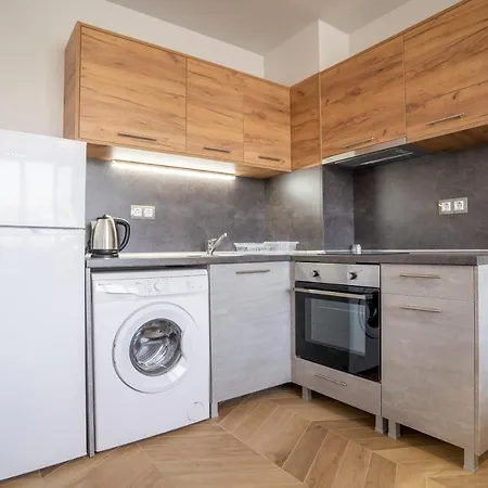 Aparthotel Amarant Aparts 3*