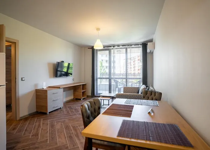 Lägenhetshotell Amarant Aparts 3*