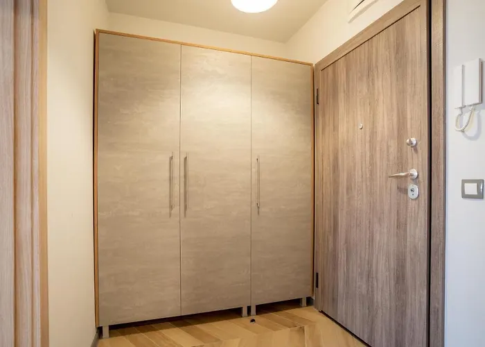 Lägenhetshotell Amarant Aparts 3*