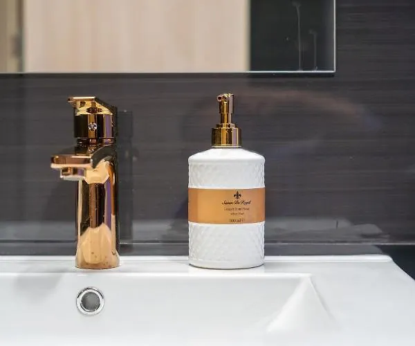 Lägenhetshotell Amarant Aparts 3*