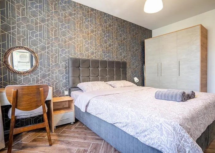 Lägenhetshotell Amarant Aparts 3*