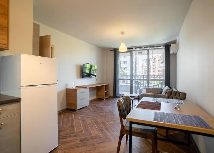 Lägenhetshotell Amarant Aparts 3*